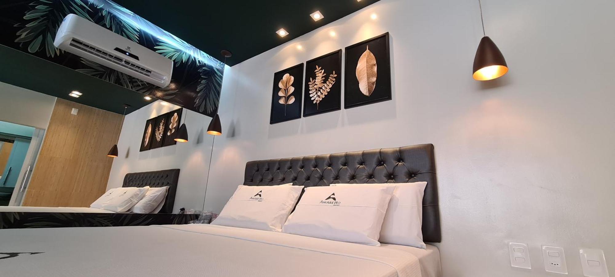 Amaretto Motel - Adults Only Arcoverde Luaran gambar
