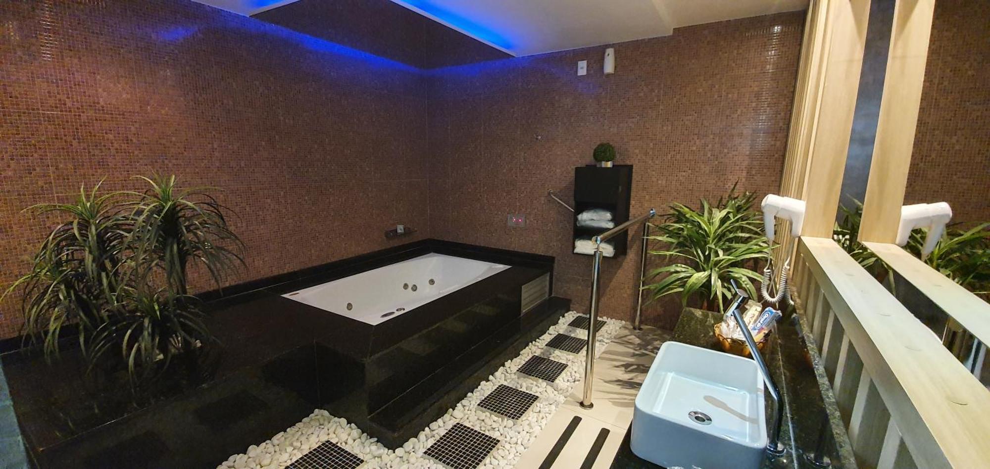 Amaretto Motel - Adults Only Arcoverde Luaran gambar