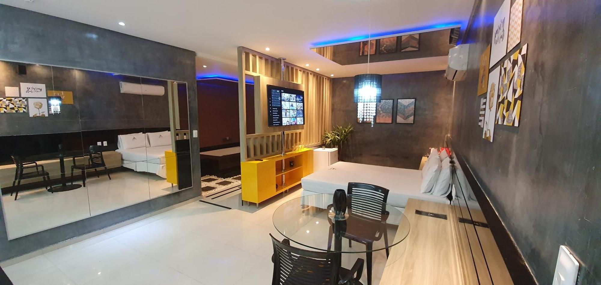 Amaretto Motel - Adults Only Arcoverde Luaran gambar