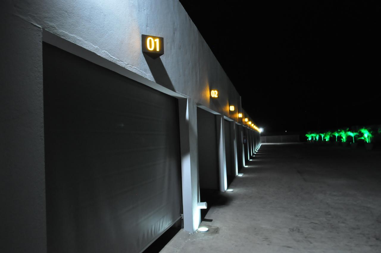 Amaretto Motel - Adults Only Arcoverde Luaran gambar